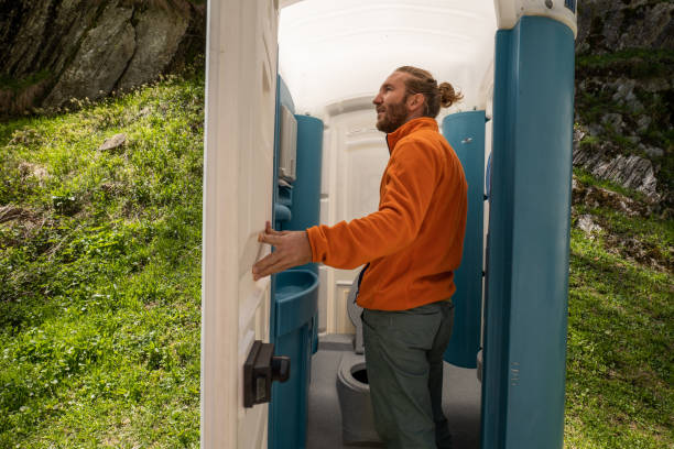 Best Portable restroom trailer rental  in Sterling, VA